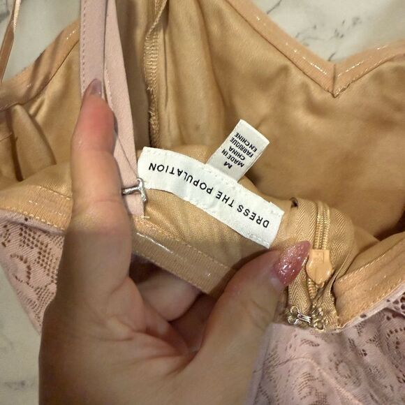 NEW DRESS THE POPULATION Leanne Floral Lace Overlay Soft Pink Bodycon Dress Sz M - Picture 5 of 9